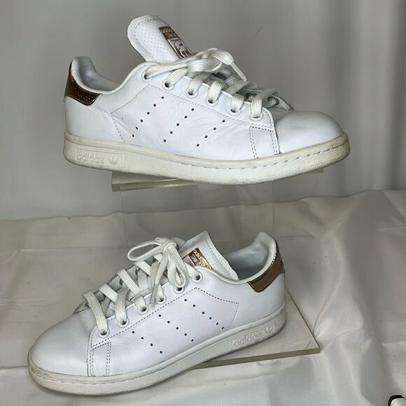ADIDAS STAN SMITH WHT/GLD WOMENS SNEAKERS FTL-02-006 - Picture 1 of 12